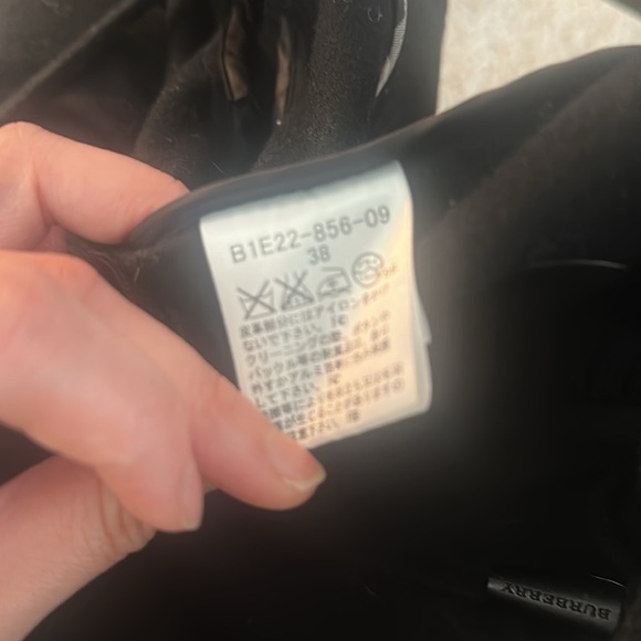 BURBERRY BRIT Toggle Front Black Wool Jacket Coat Knit Shawl US 38 EU - Picture 6 of 11